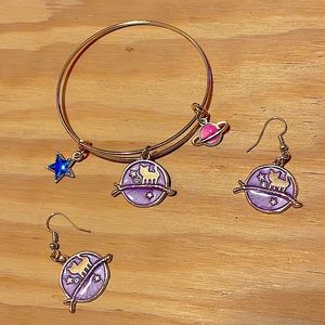 ➡️BOGO!⬅️ Bangle & Earrings SET 💜 Golden Cat Silhouette, Stars, Gems, Purple Sky
